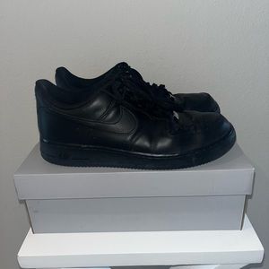 Nike Air Force 1 Black